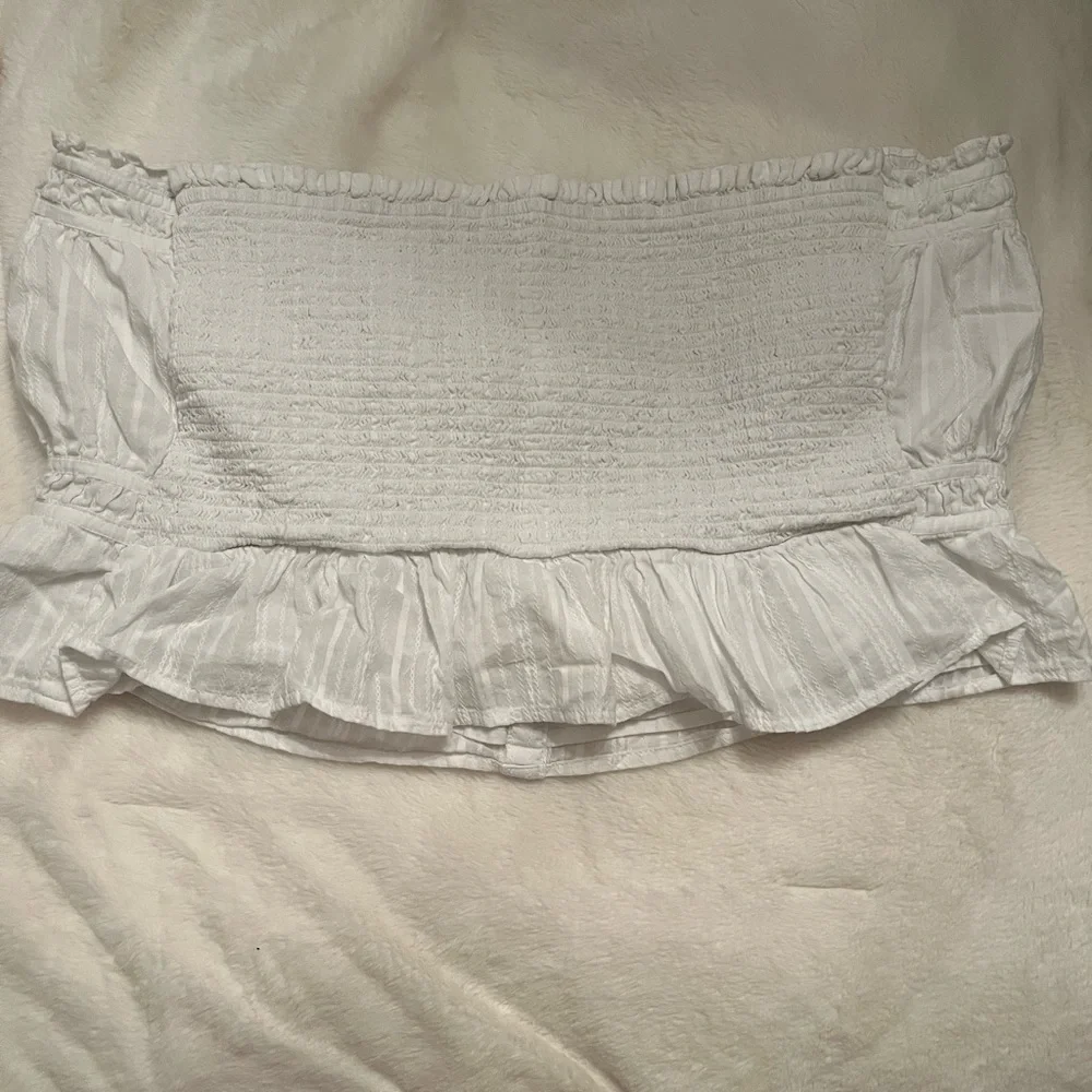 American Eagle smocked back tube top white - Picture 3 of 3
